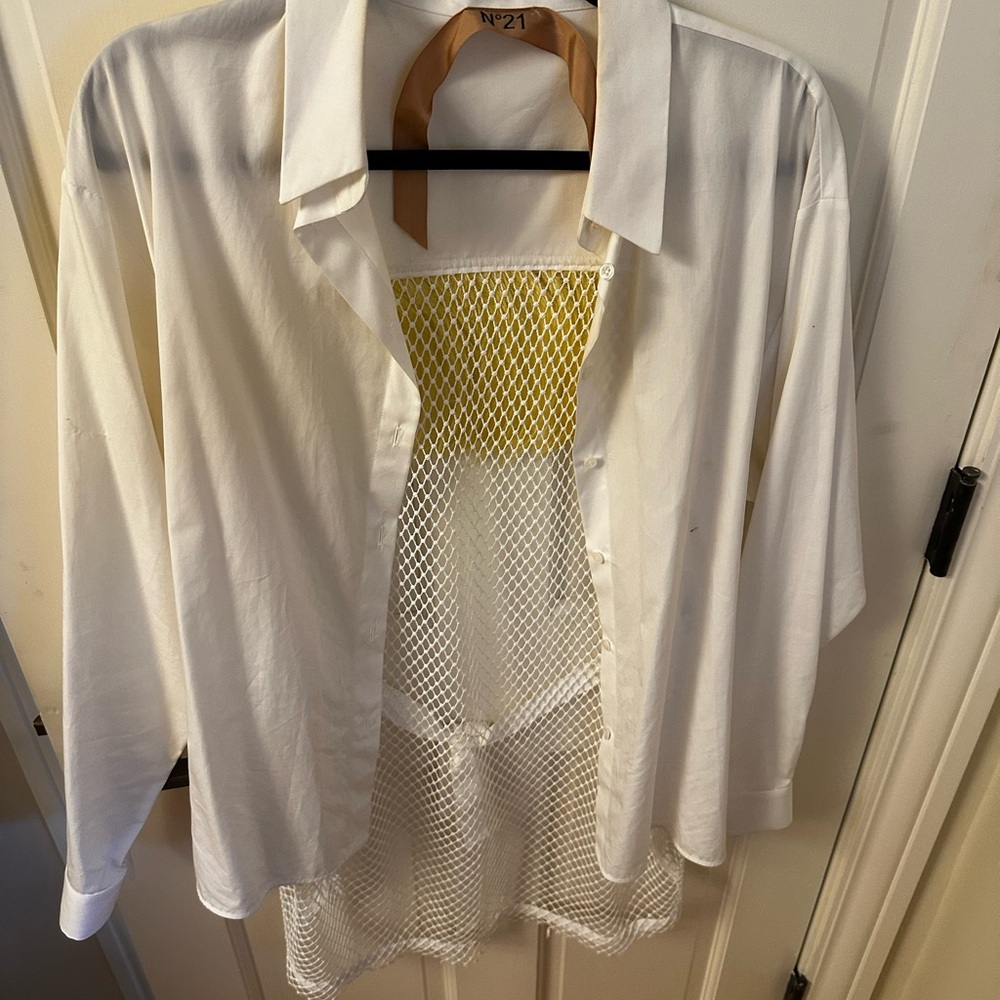 No21 button down with panache!